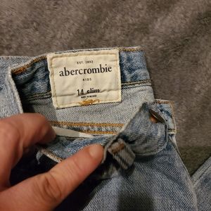 Abercrombie & Fitch Bottoms - Abercrombie boys size 14 Abercrombie & Fitch Bottoms - Abercrombie boys size 14